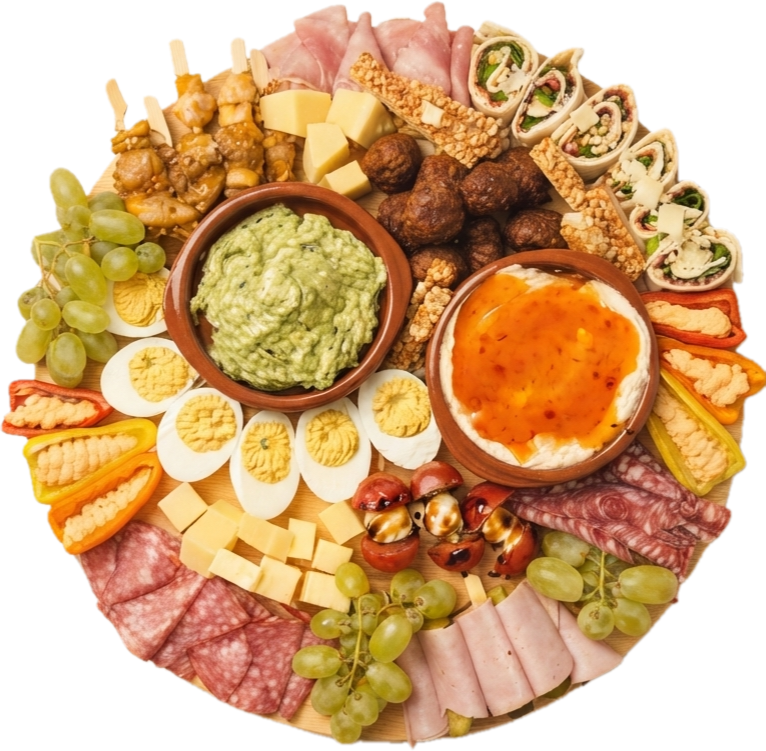 Luxe rijk gevulde borrelplank van Thuijsgemaakt met kazen, charcuterie, dips en verse hapjes